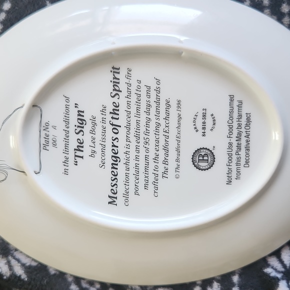 Oval"THE SIGN" Bradford Exchange 1996 plate - Picture 2 of 2